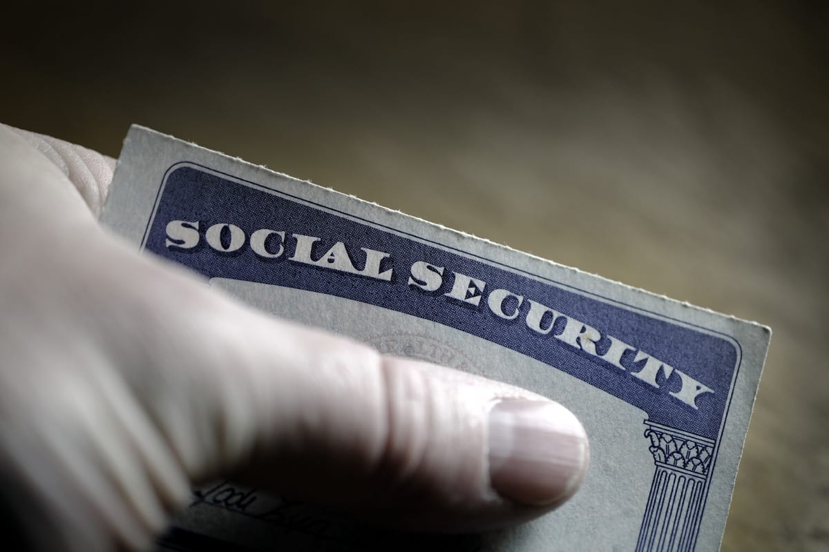 Can Employers Require Employees To Show Their Social Security Card Payroll Management Inc