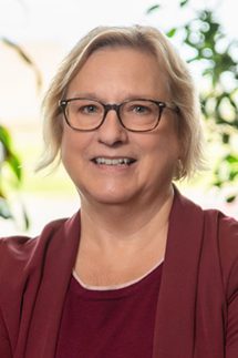 Debra_Danforth_Web_215x323